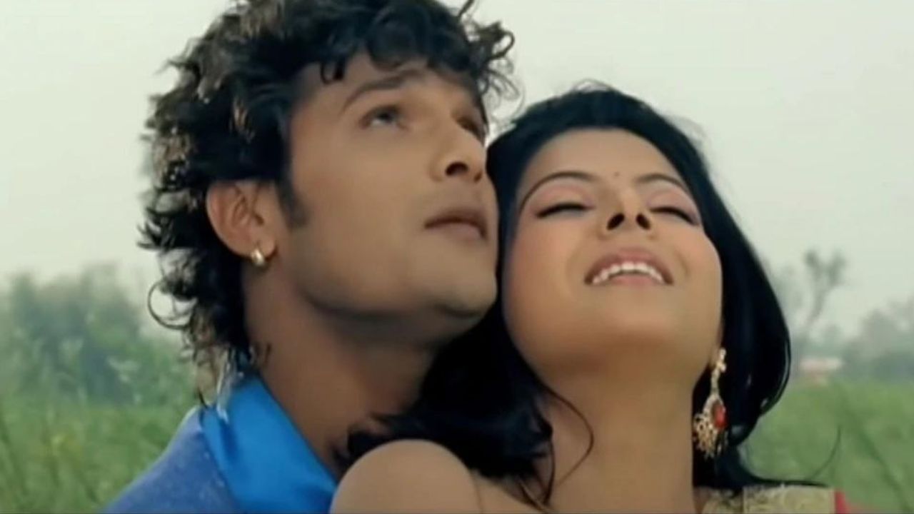 Khesari Lal Yadav और Smrity Sinha का नया गाना हुआ रिलीज, गाने ने Youtube पर मचाई धूम