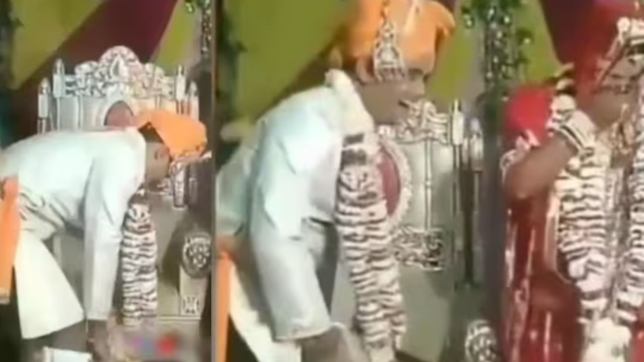 Viral Video: जयमाला के समय दूल्हे का उतर गया पजामा, दृश्य को देखकर दुल्हन भी नहीं रोक पाई अपनी हंसी