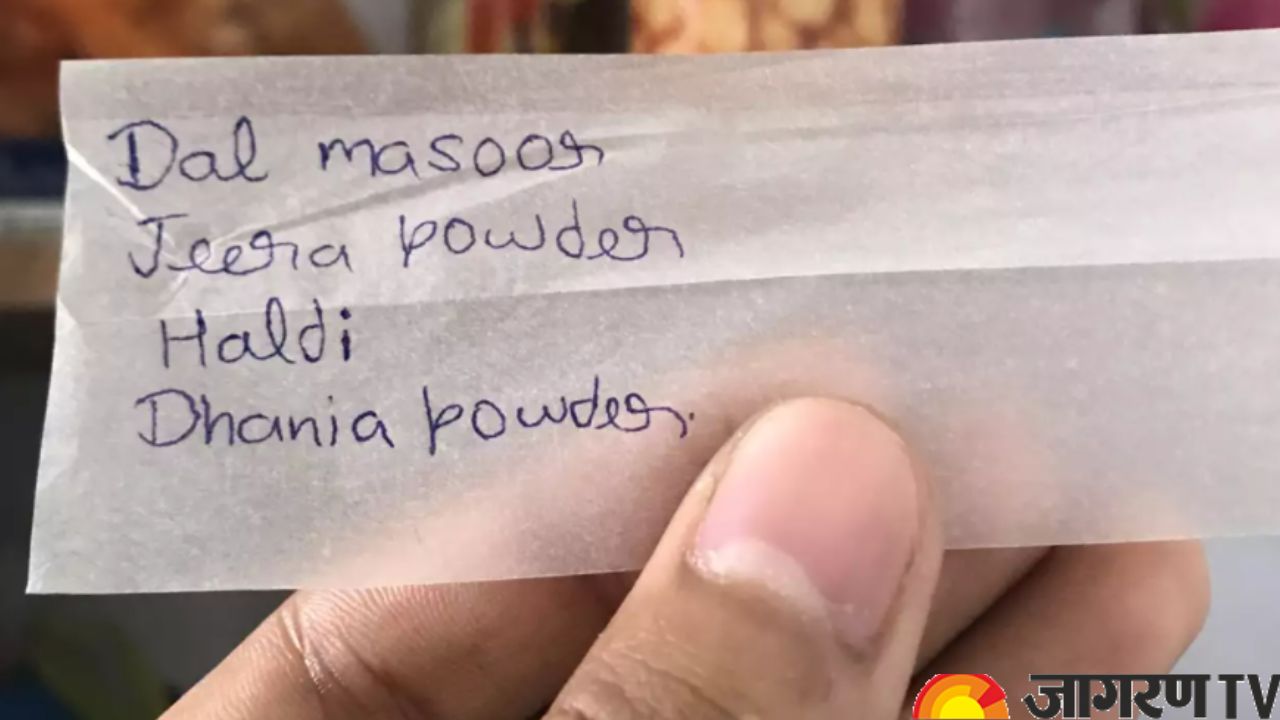 Desi mom finds daughter's 'rolling paper', Daughter convinces her it is sticky notes, netizens reactions go wild