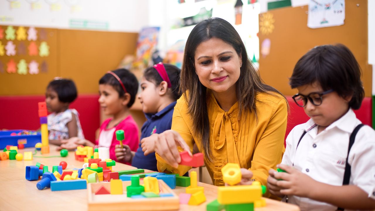 How to Become a Teacher in India? Eligibility, Courses, Qualifications, Exams, Scope and more