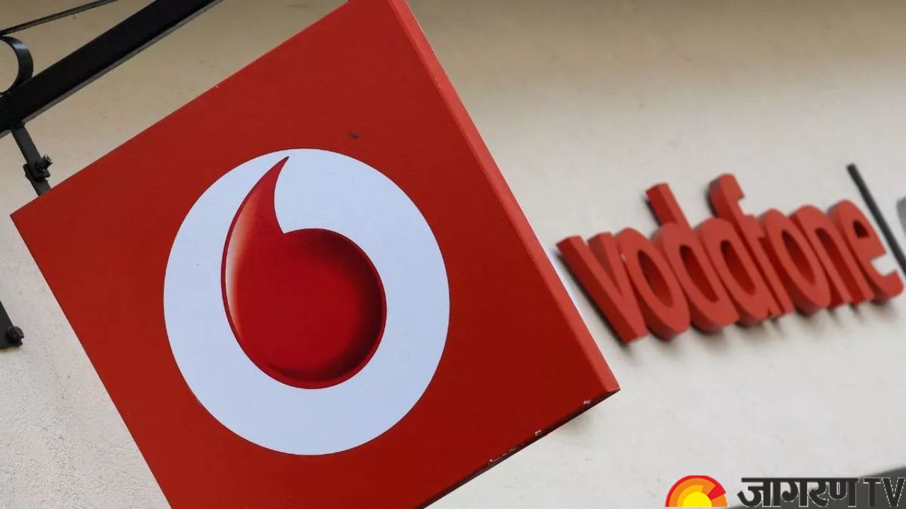 Employee Layoffs: Vodafone announces massive layoff, will cut down 11000 jobs, know the details here