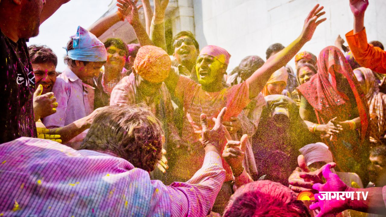 Holi 2024 Best Holi Parties To Enjoy This Year in Delhi; Place, Date