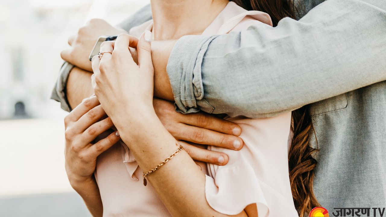 Happy Hug Day 2025: Best Wishes, Messages, Images, and Greetings to Share With Your Loved Ones