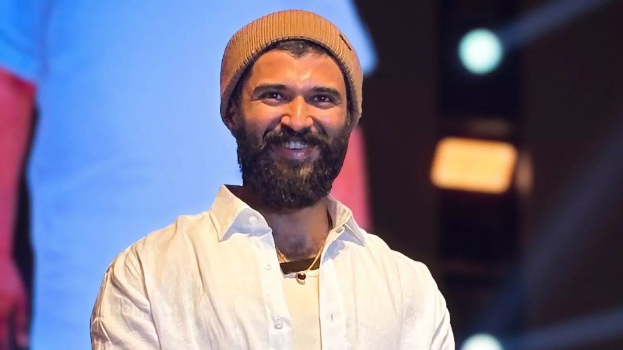 South Cinema : रश्मिका मंदाना के साथ अपने रिश्ते को लेकर बोले विजय देवरकोंडा, ‘अभी पार्टनर की तलाश नहीं कर रहा’