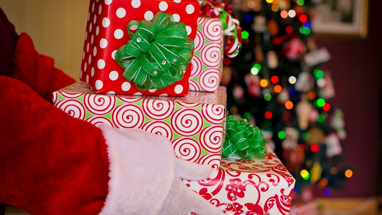 The 35 Best Secret Santa Gifts Under for $50 in 2023 - PureWow