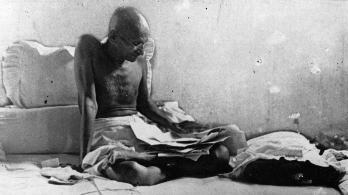 Today in History: On 16th Sep 1932, Mahatma Gandhi went on a hunger strike to protest against caste separation law