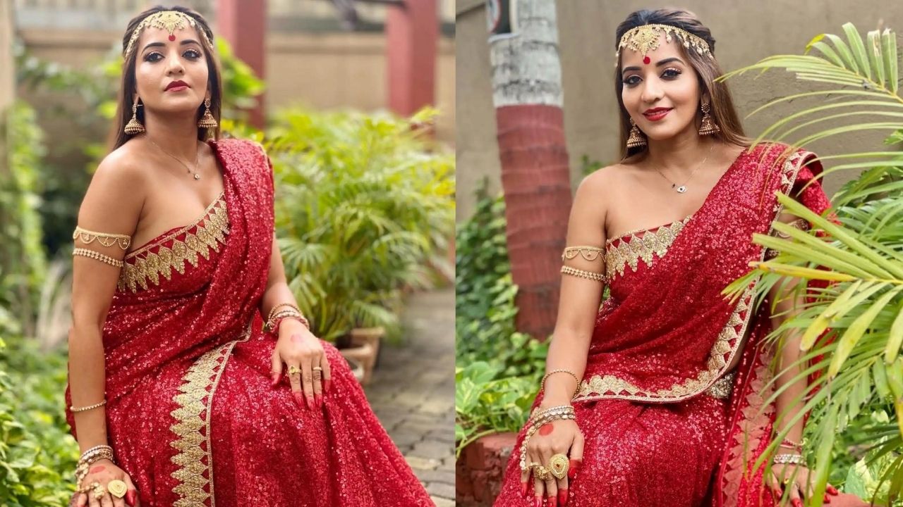 Monalisa Red Saree Pictures: लाल साड़ी में मोनालिसा ने ढाया कहर, गहनों से लदी दिखीं एक्ट्रेस