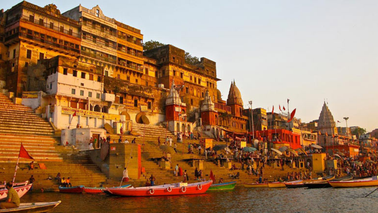 factors-affecting-the-growth-of-tourism-sector-in-india-why-india-has