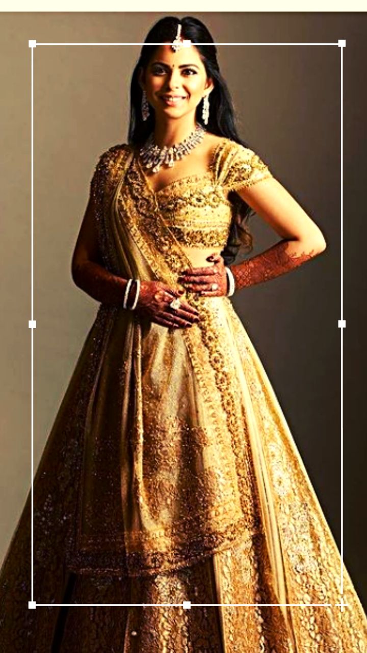 Isha Ambani's Diamond-Adorned Blouse Steals Spotlight At Anant-Radhika's  Pre-Wedding In Jamnagar - Culture