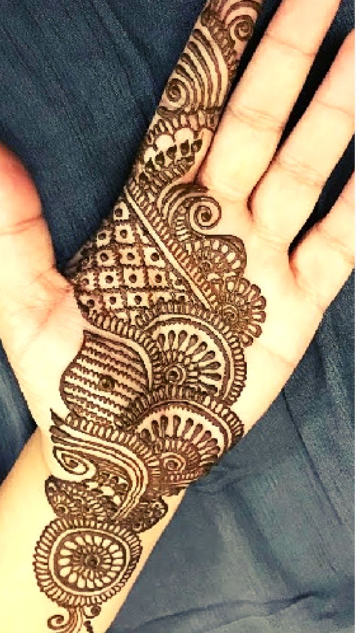 hariyali teej 2019: you can try the Latest and best Mehndi Design for  hariyali teej - Hariyali Teej 2019: अपने हाथों पर ट्राई करें ये Best मेहंदी  डिजाइन, जीवन शैली न्यूज