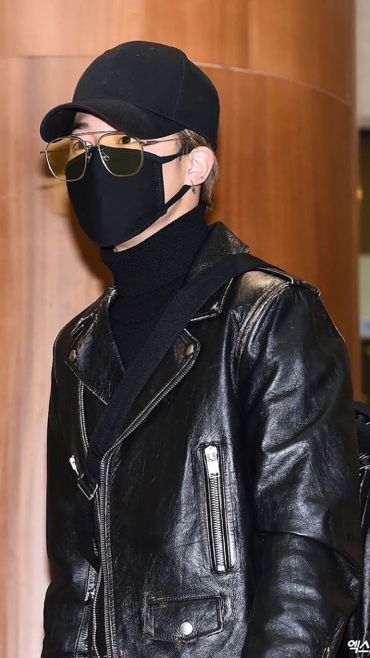 The Sunglass Inspiration You Didn't Think You Needed: Take Cues From Jimin's  Airport Look