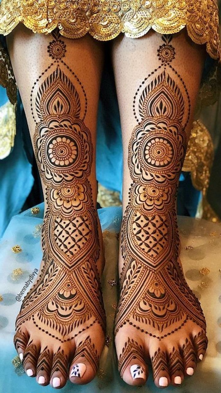 Leg Mehndi Designs - 25 Simple and Easy Leg Mehndi Designs For Women In  India