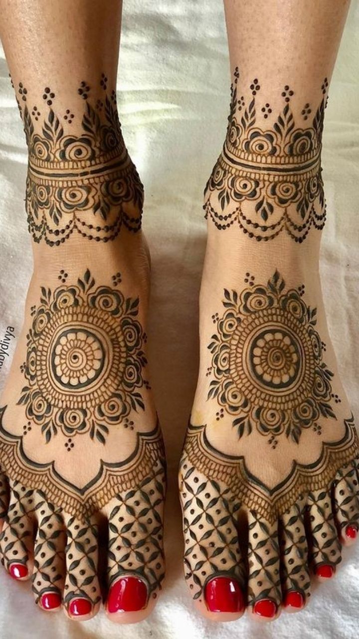 Leg bridal mehndi design. | Photo 91304