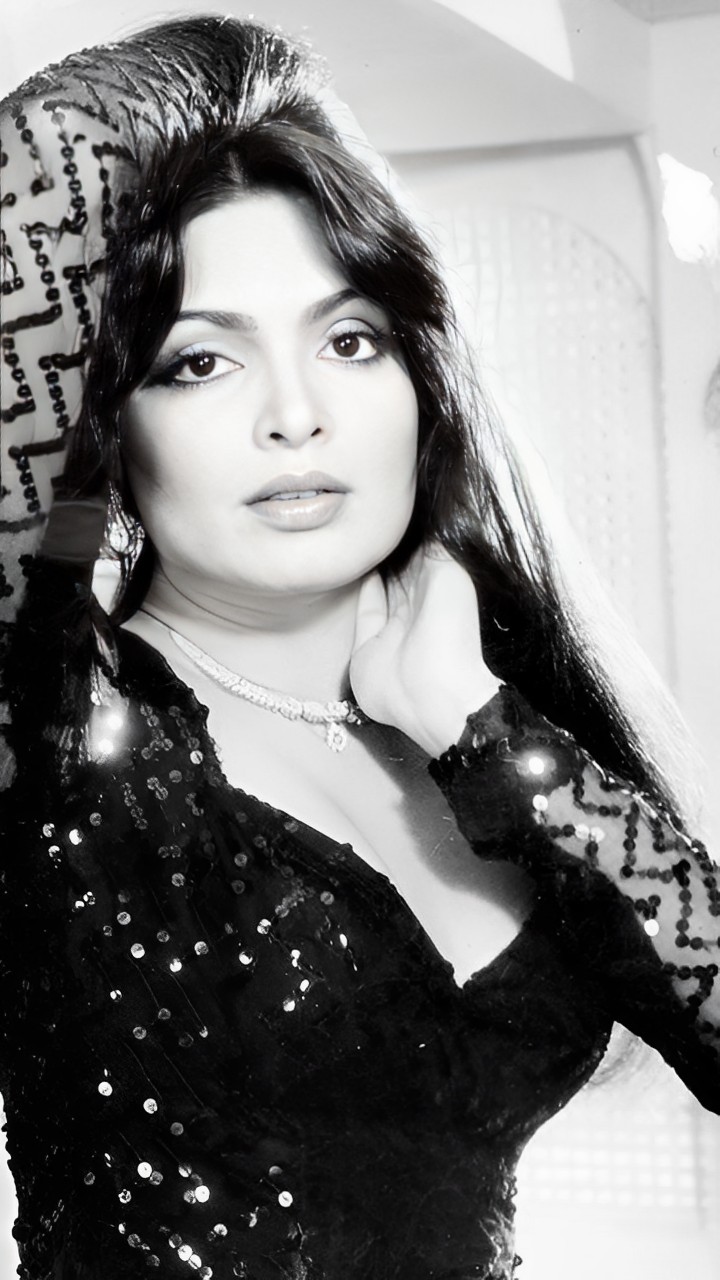 Parveen Babi Top Looks Which Make Her A True Retro Beauty Parveen