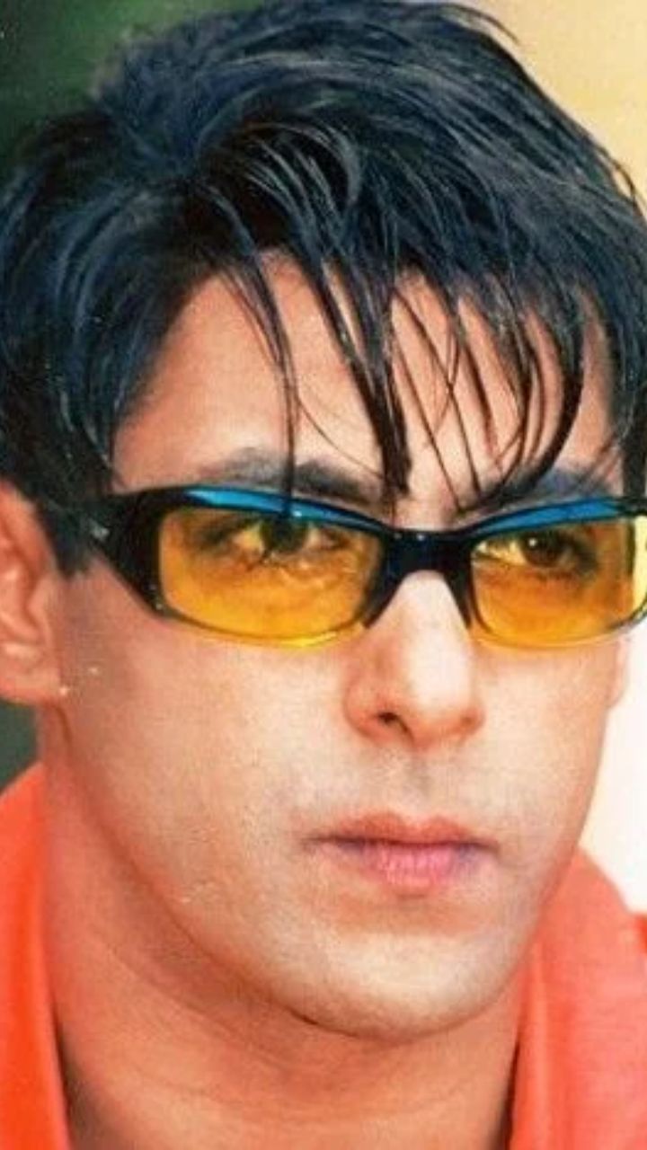 Man wearing gray shirt and brown sunglasses, Salman Khan Wanted 2 , Salman  Khan transparent background PNG clipart | HiClipart