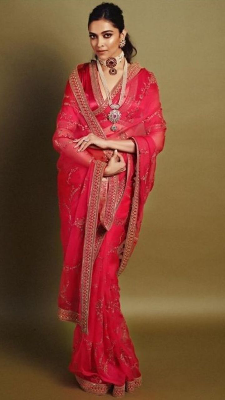 Buy Red Party Wear Designer Karwa Chauth Sarees Online at Best Prices in  India - Hecmo