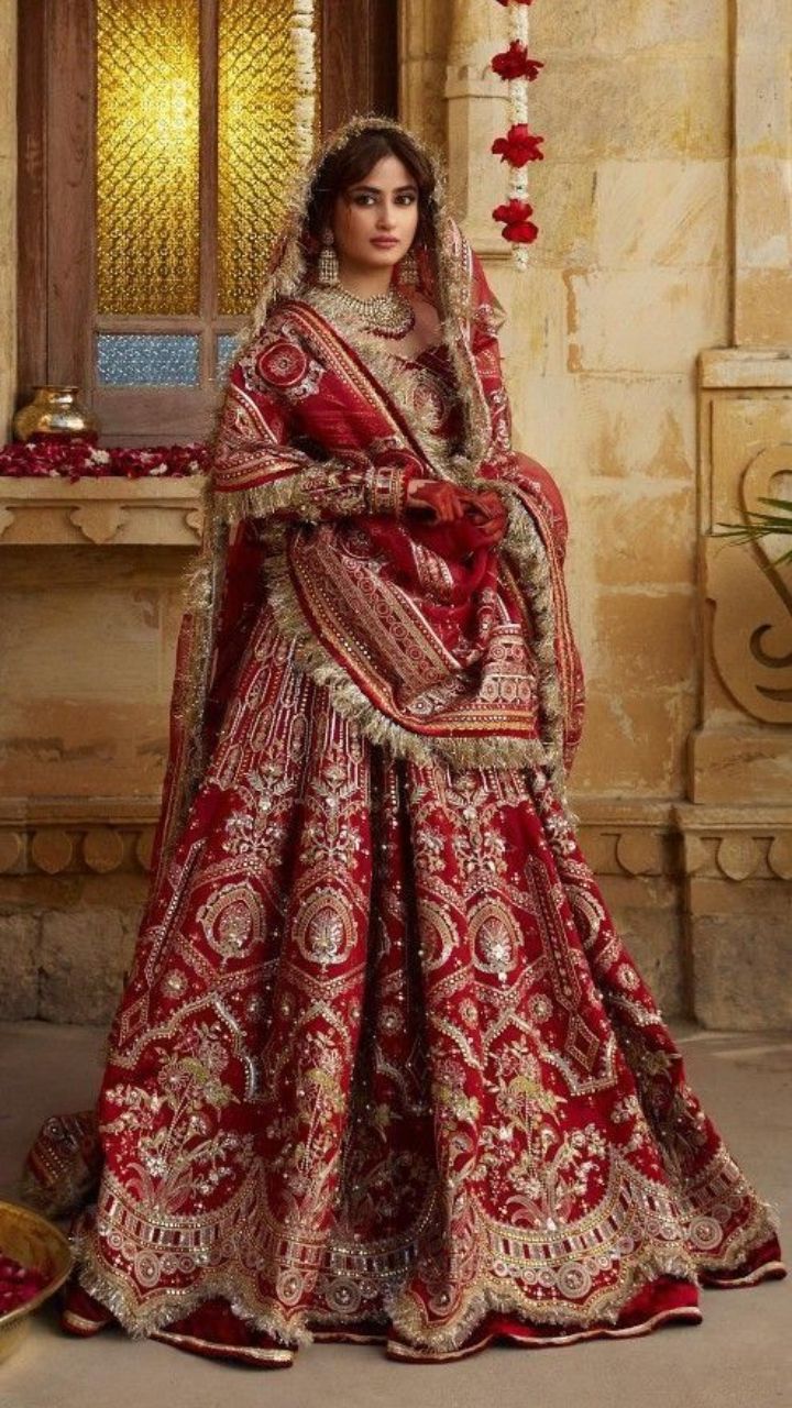 Explore 6 Red Karva Chauth Outfits That Are A Total Keepers | KALKI Fashion  Stories