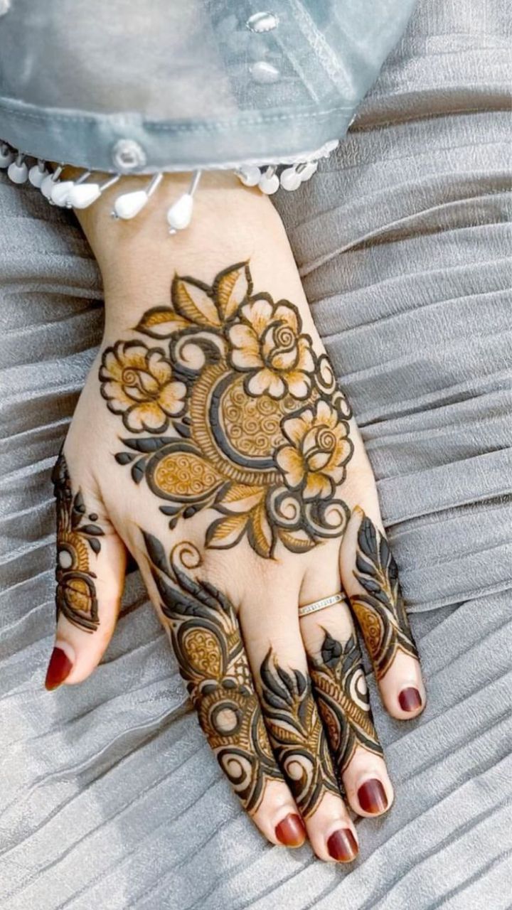 70+ Latest Mehndi Designs For This Festive Season - Pyaari Weddings