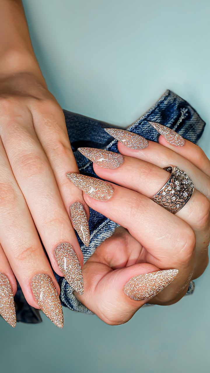 7 Steps To Remove Acrylic Nails At Home